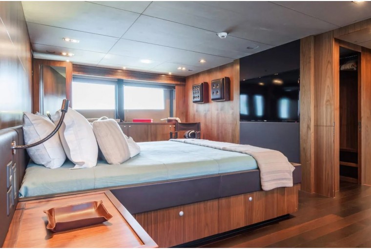 Sunseeker 131